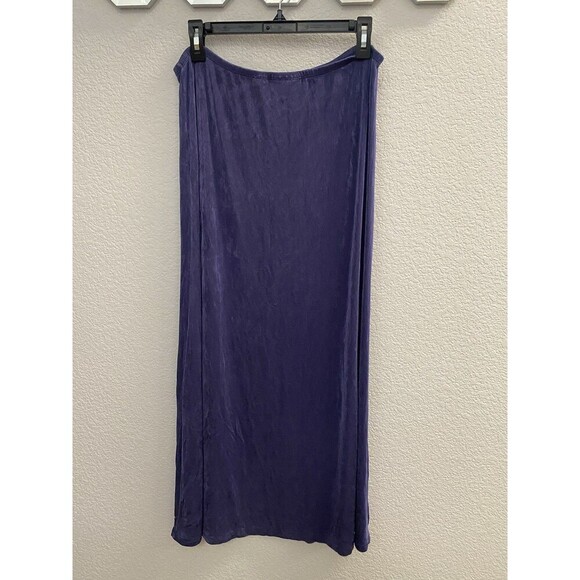 Chico's Travelers Slinky Midi Skirt Purple Size 1 / Medium / 8 - Picture 2 of 6